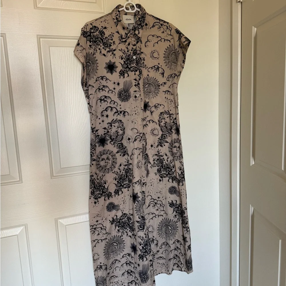 Dixie | celestial button-down midi dress size Medium - Picture 6 of 6